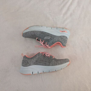 Skechers Arch Fit Grey Pink Comfy Athletic Shoes - 9